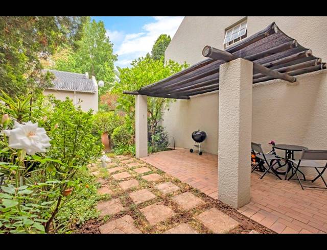 3 BEDROOM TOWNHOUSE FOR SALE IN ATHOLL